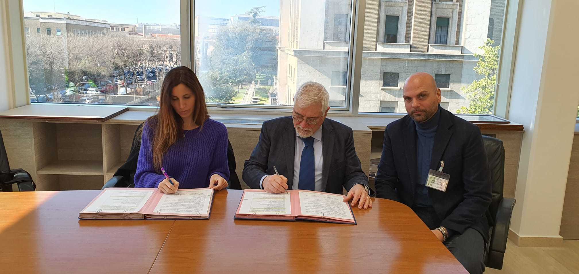 Firmata oggi la Convenzione tra il CEFMECTP e il SEGRETARIATO GENERALE DELLA DIFESA E DIREZIONE NAZIONALE DEGLI ARMAMENTI del MINISTERO DELLA DIFESA